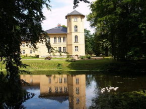 Гостиница Landhaus Schloss Kölzow  Dettmannsdorf
